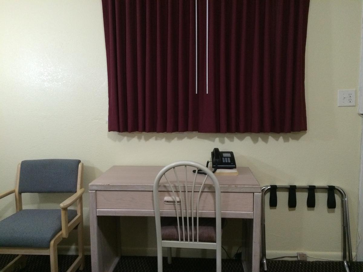 Blarney Motel